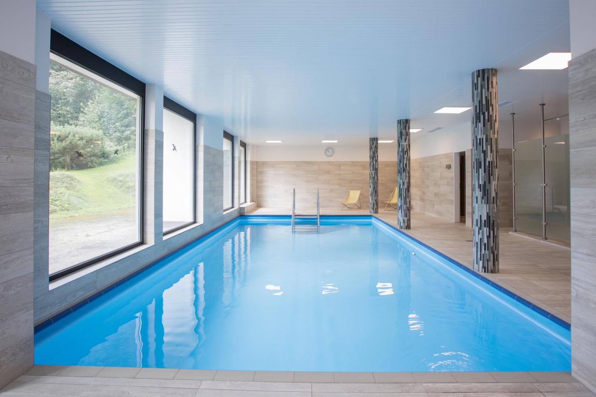 Deluxe For 5 - Sauna & Pool - Free Parking